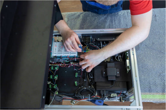 техническое обслуживание оборудования для библиотек