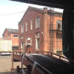 автоматизировать процесс отгрузки со склада готовой продукции 